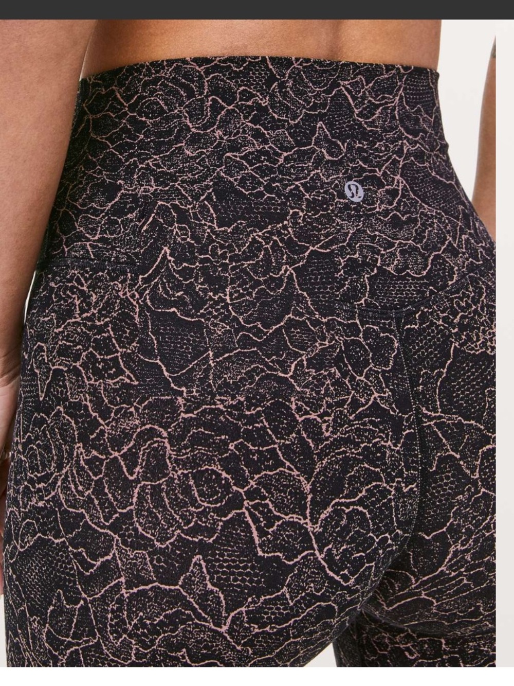Lululemon Align Pant *Full Length 28"
Lacescape Spanish Rose Black Sz 6 - Picture 4 of 10